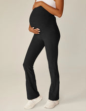 Load image into Gallery viewer, BEYOND YOGA Spacedye Practice Pant Maternity Darkest Night
