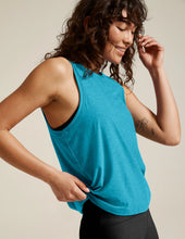 Load image into Gallery viewer, BEYOND YOGA Featherweight Rebalance Tank Cali Blue Heather
