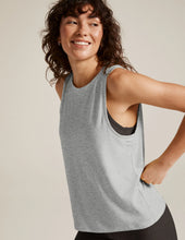 Load image into Gallery viewer, BEYOND YOGA Featherweight Rebalance Tank Silver Mist
