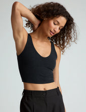 Load image into Gallery viewer, BEYOND YOGA Spacedye Good Day Cropped Tank Darkest Night

