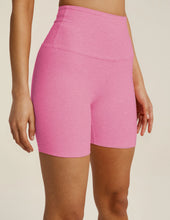 Load image into Gallery viewer, BEYOND YOGA Spacedye Keep Pace Biker Short Pink Bloom Heather
