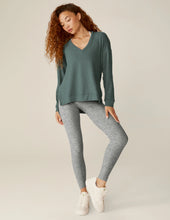 Load image into Gallery viewer, Long Weekend Lounge Pullover
