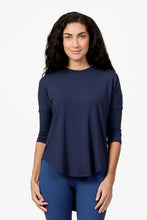 Load image into Gallery viewer, DAUB+DESIGN Ainsley Tee Navy
