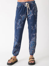 Load image into Gallery viewer, ELECTRIC AND ROSE Classic Jogger Ice Indigo
