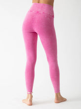 Load image into Gallery viewer, ELECTRIC AND ROSE Sunset Legging Acid Fushia
