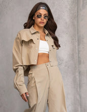 Load image into Gallery viewer, HEROINE SPORT Daja Jacket Khaki

