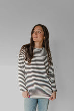 Load image into Gallery viewer, LOUVE DESIGN Crewneck Bamboo Long Sleeves Black &amp; White Stripes
