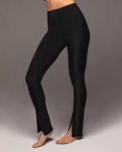 Load image into Gallery viewer, MICHI Horizon Ribbed Legging Black Side
