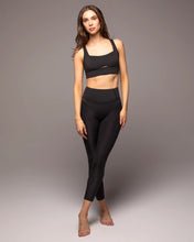 Load image into Gallery viewer, MICHI Verve Longline Sports Bra Black
