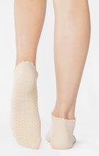 Load image into Gallery viewer, POINTE STUDIO Cherry Full Foot Ivory
