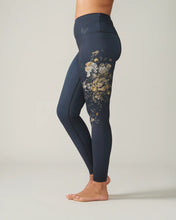 Load image into Gallery viewer, ROSE BOREAL Reversible Ultralight High Rise Legging English Garden 
