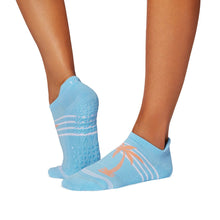 Load image into Gallery viewer, TAVI Savvy Grip Socks Hideaway
