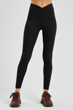 Load image into Gallery viewer, YEAR OF OURS Ribbed Veronica Legging Black
