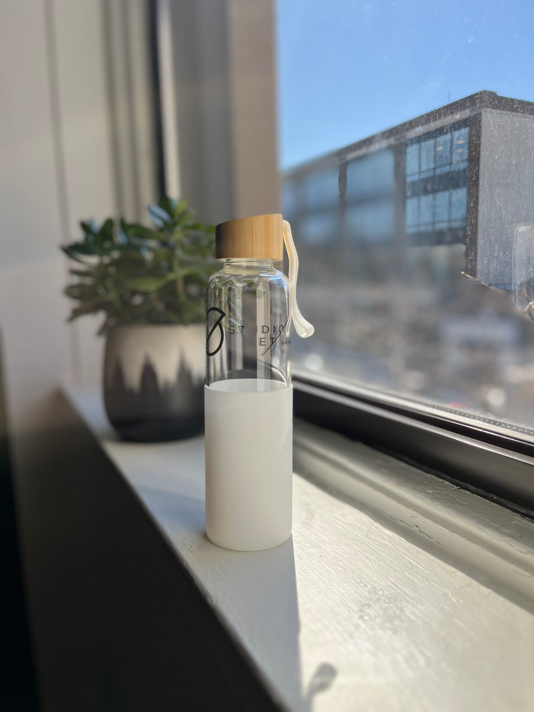 Studio Set Glass Water Bottle